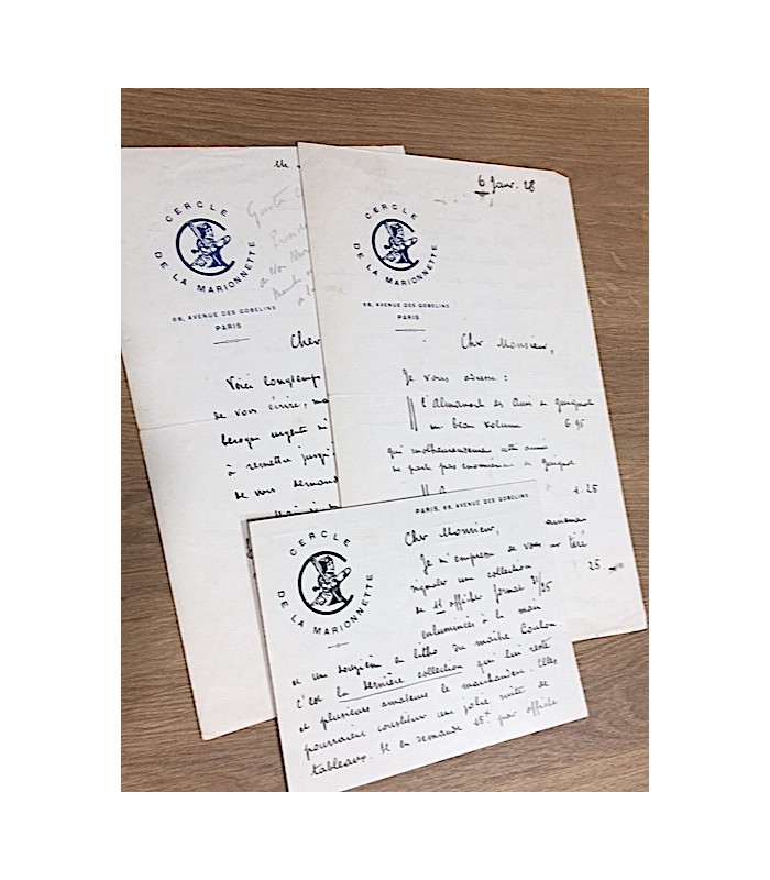 MARIONNETTES. 2 lettres et 1 carte signées "L. Thiessard", 1927 et 1928, avec des prospectus de Guignol (Réf. E 10664)