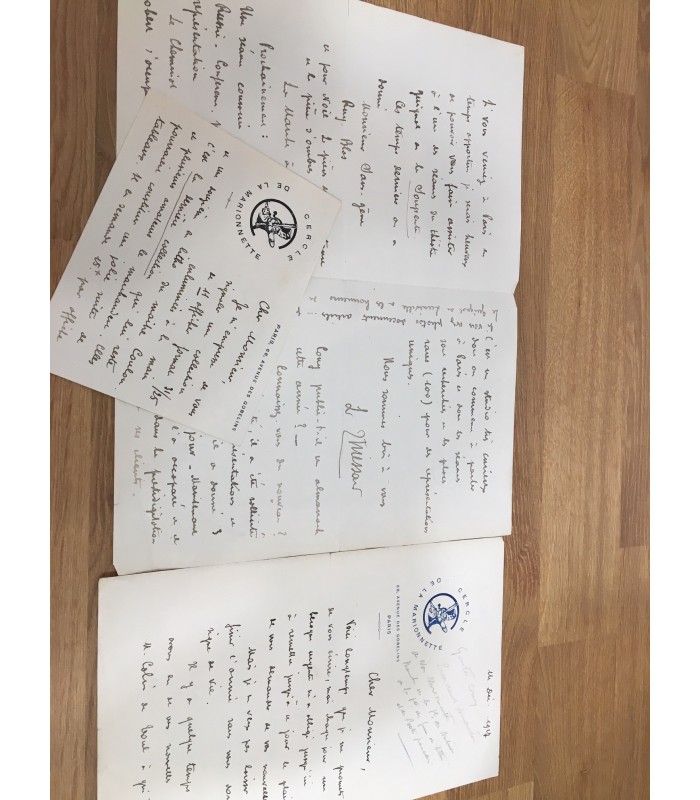 MARIONNETTES. 2 lettres et 1 carte signées "L. Thiessard", 1927 et 1928, avec des prospectus de Guignol (Réf. E 10664)