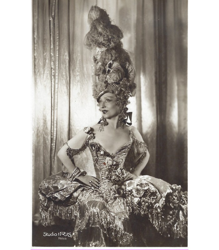 SOREL Cécile, comédienne. 3 Lettres Autographes (G 5509)